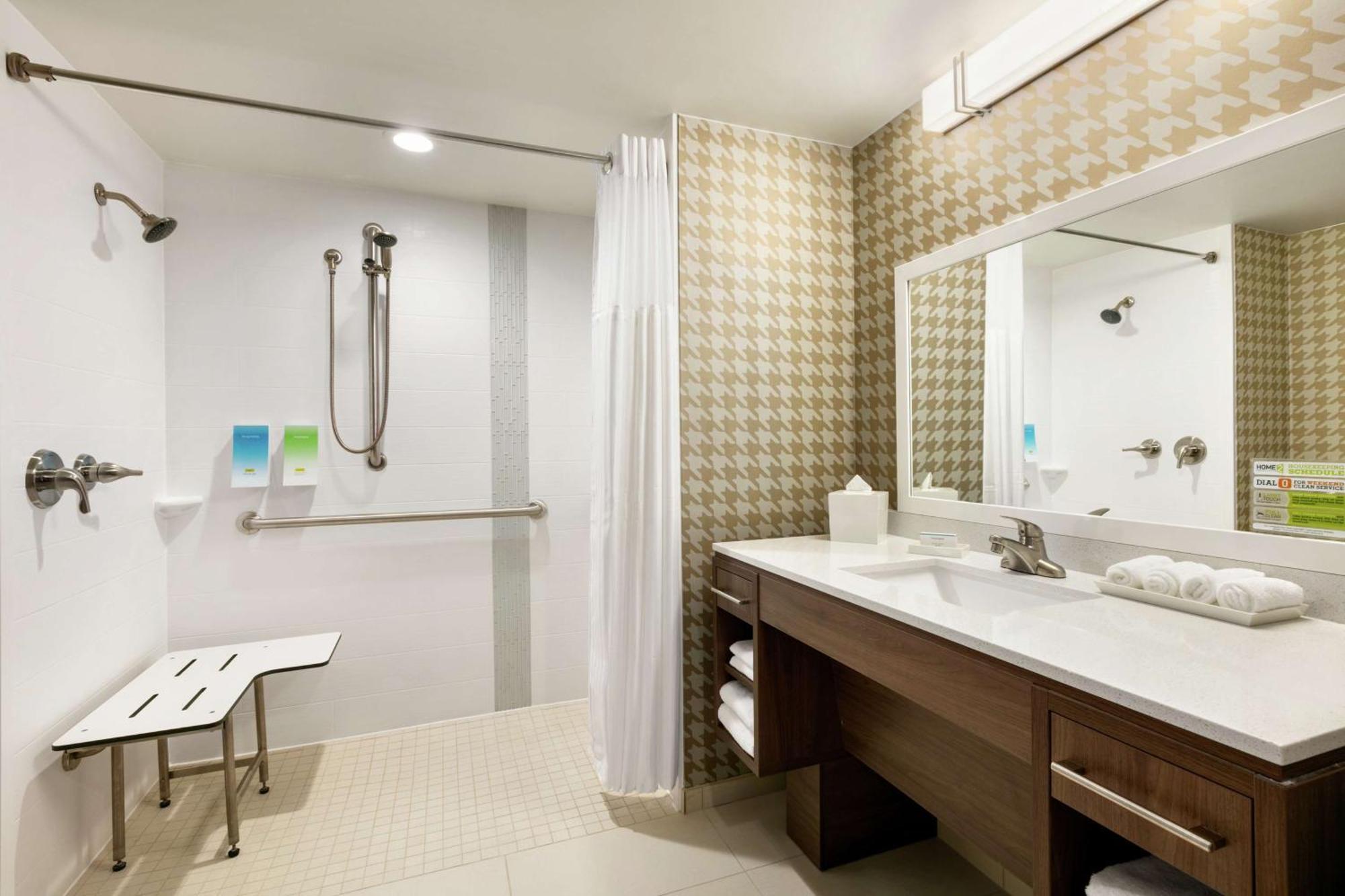 โฮมทู สวีท บาย ฮิลตัน แบรนดอน แทมปา Hotel ภายนอก รูปภาพ